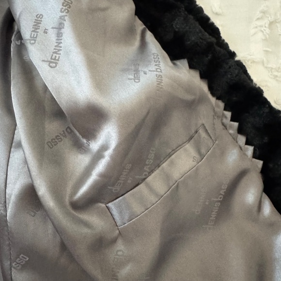 Dennis Basso Coat (new) - Picture 9 of 9